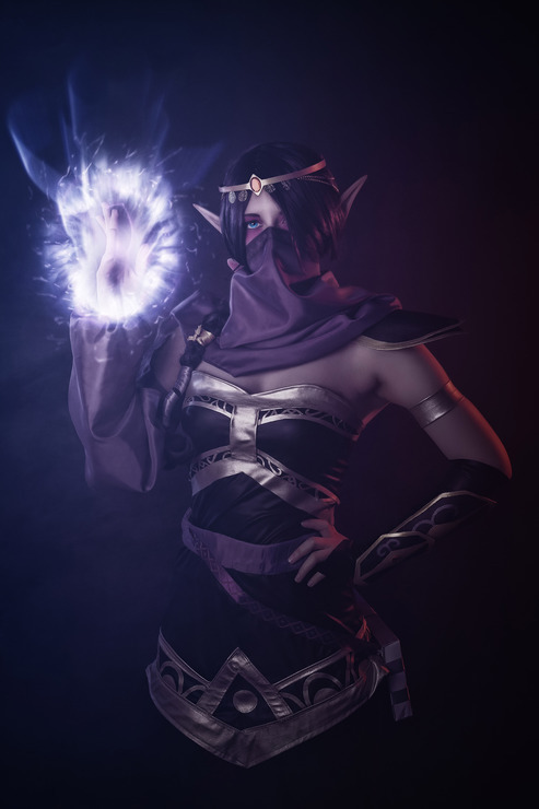 国外精美圣堂刺客cos秀